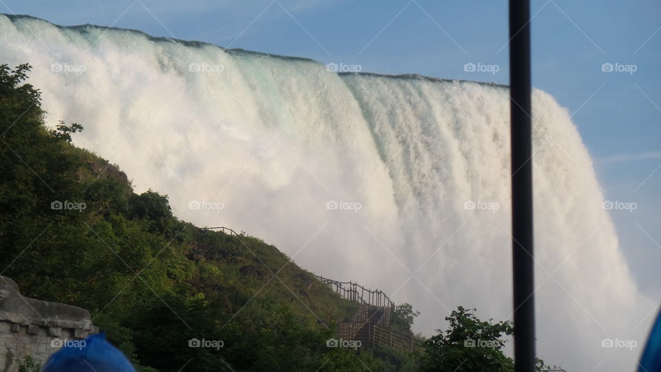 fall of Niagara falls