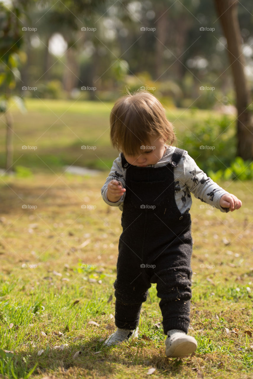 baby walking