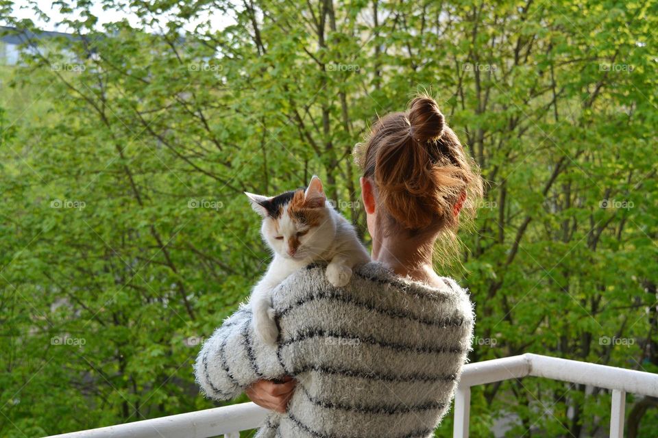 woman and cat happiness