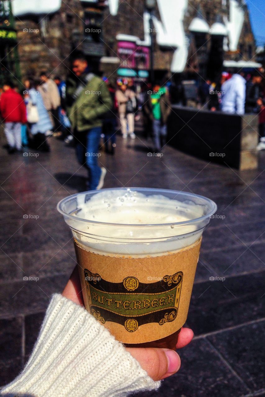 A nice butterbeard on a nice cold summer. Wizarding world of harry potter!!