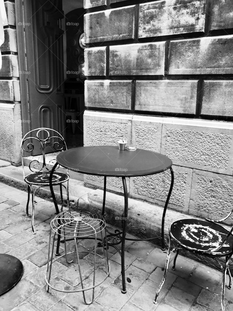 #blackandwhite #chairs #table #tea