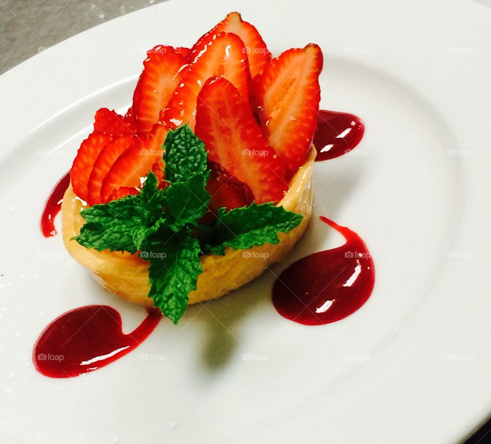 Strawberry tart