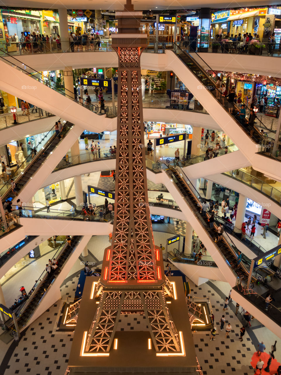 Symmetrical escalators