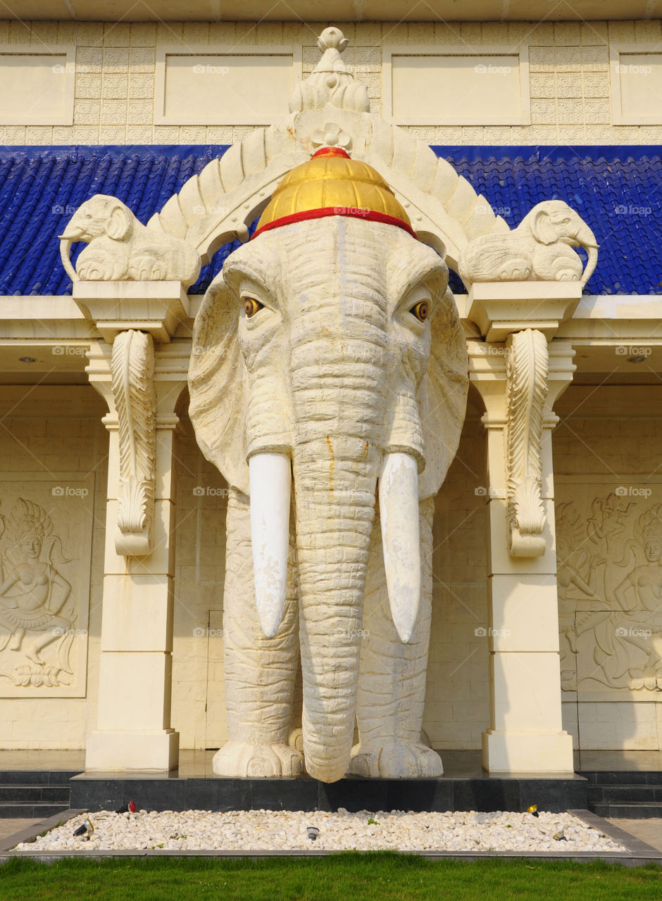 White Elephant Statue Decoration in front of the building, Tourist Attractions, Laos.