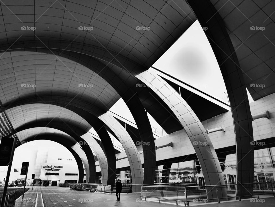 Black&white. Dubai airport