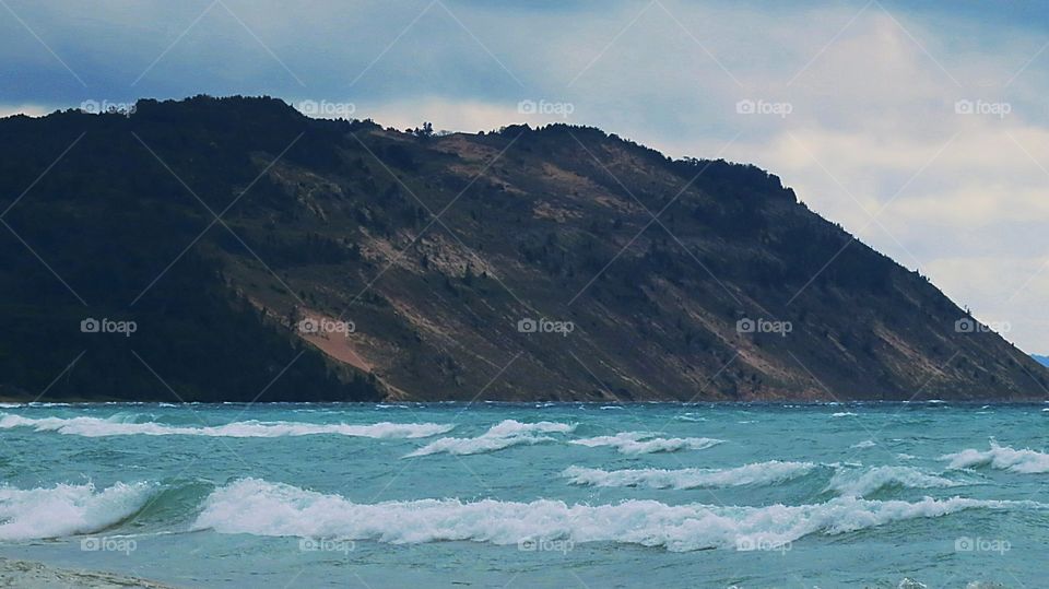 Fall waves on Great Lake