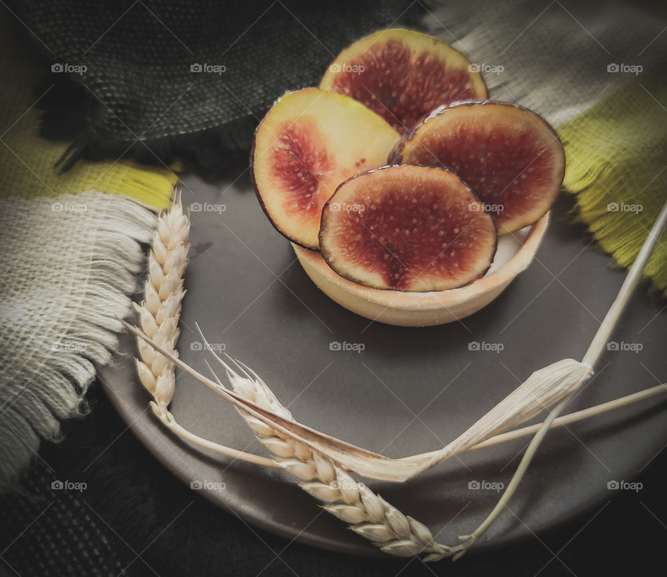 Bakery with fig on the plate