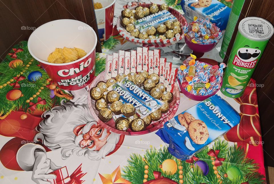 Christmas candy and chips chio , pringles  bounty