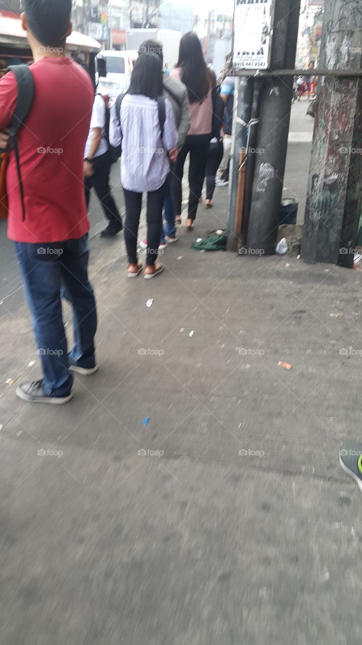 Morning be like, people lining up waiting for jeepney.