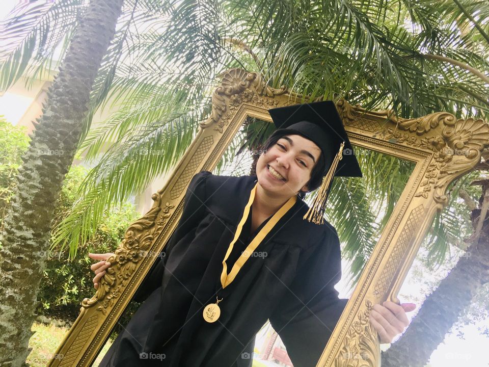 Smiling and framed at Graduation 👩‍🎓