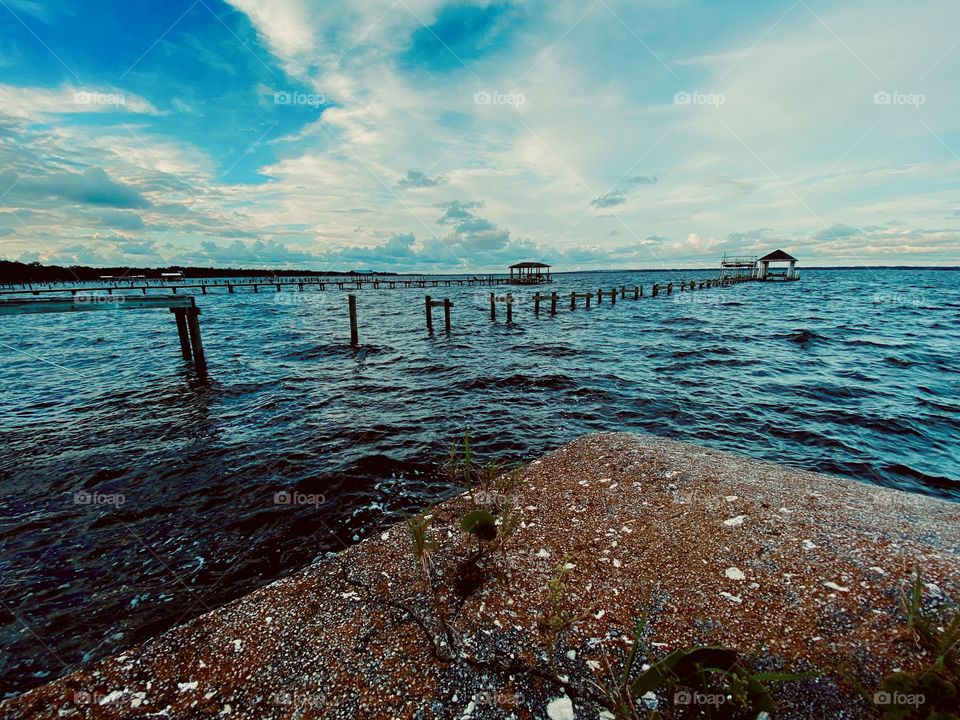 Broken docks 