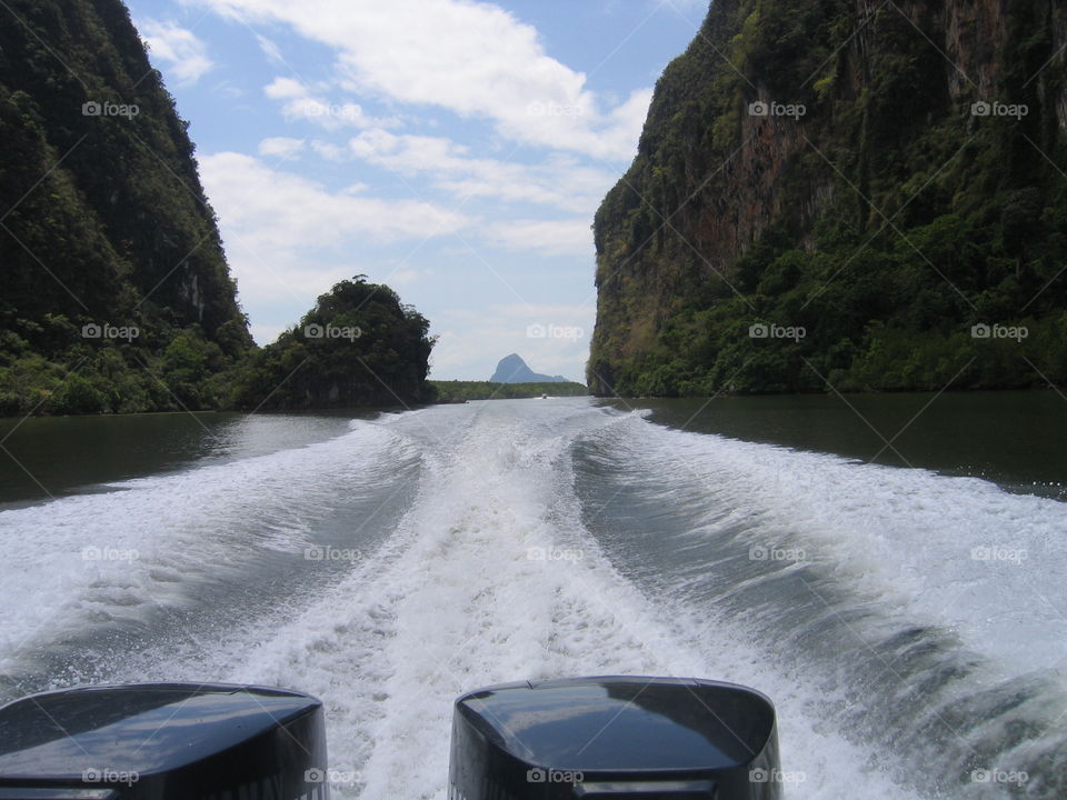 Outboard Power. Speeding in Thailand