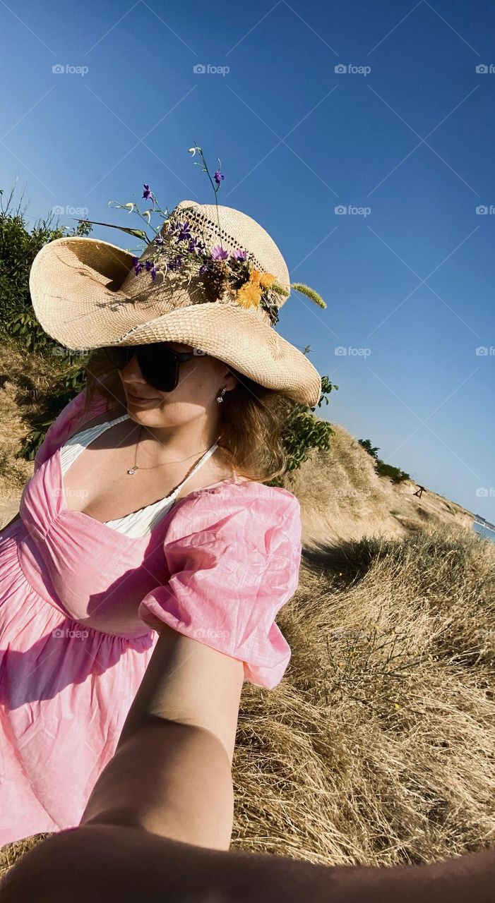 bright colors in minimalism