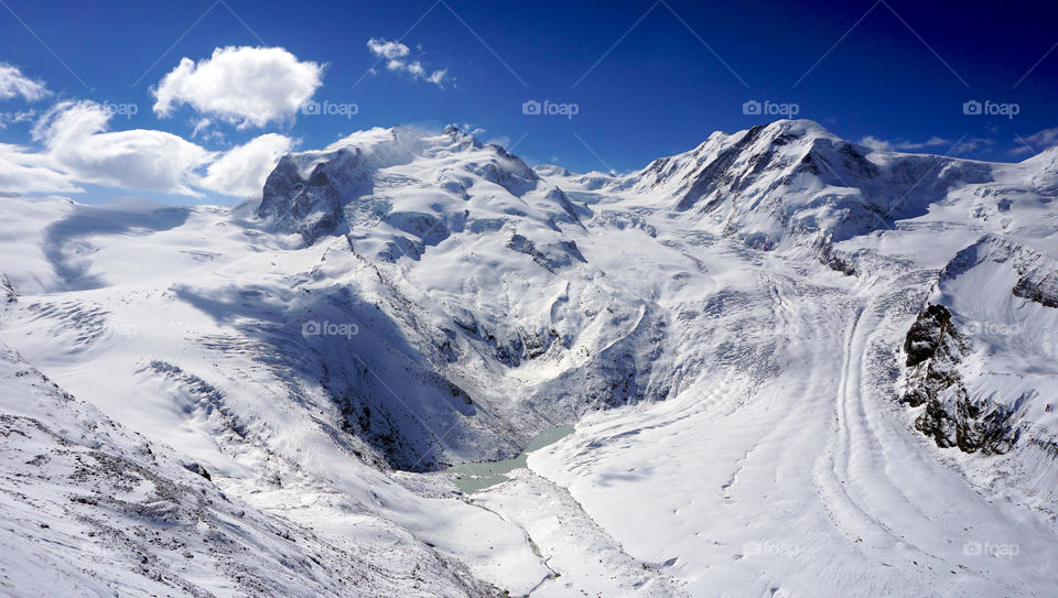 Scenery of matterhorn snow mountains in swiss