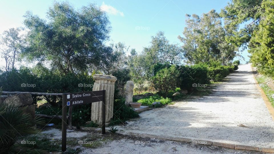 Eraclea Minoa strada per Teatro Greco