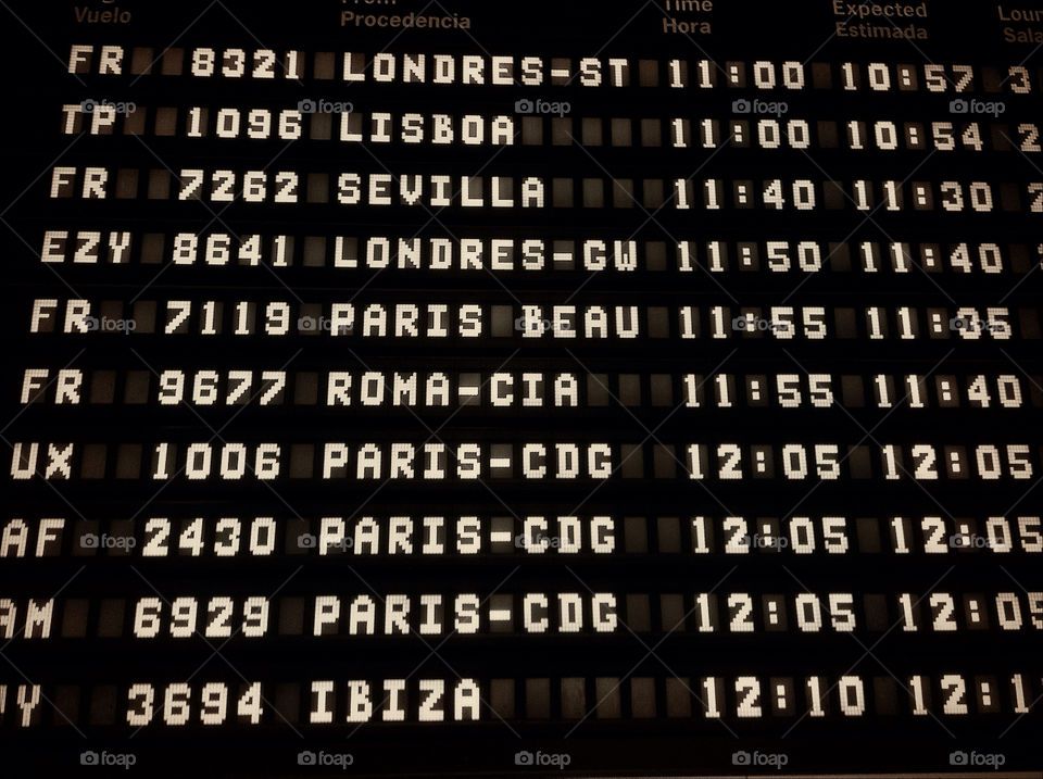 london airport rome flight by ventanamedia