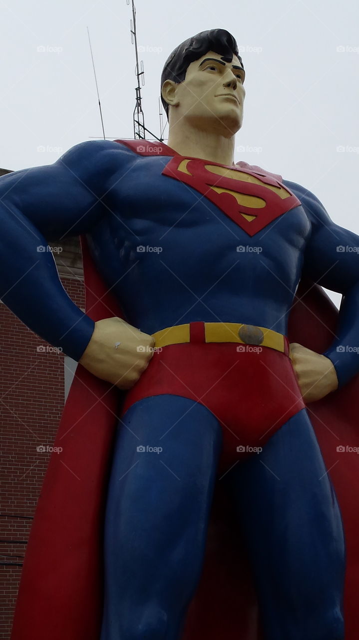 superman. large superman statue in metropolis Illinois