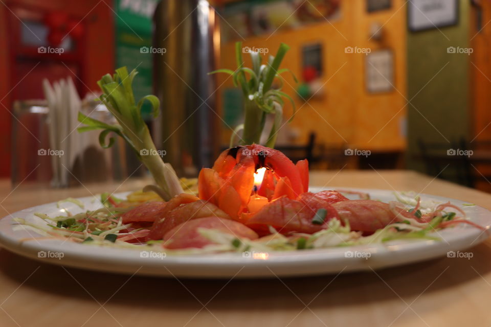 tomato,fire,carrot.blur.
