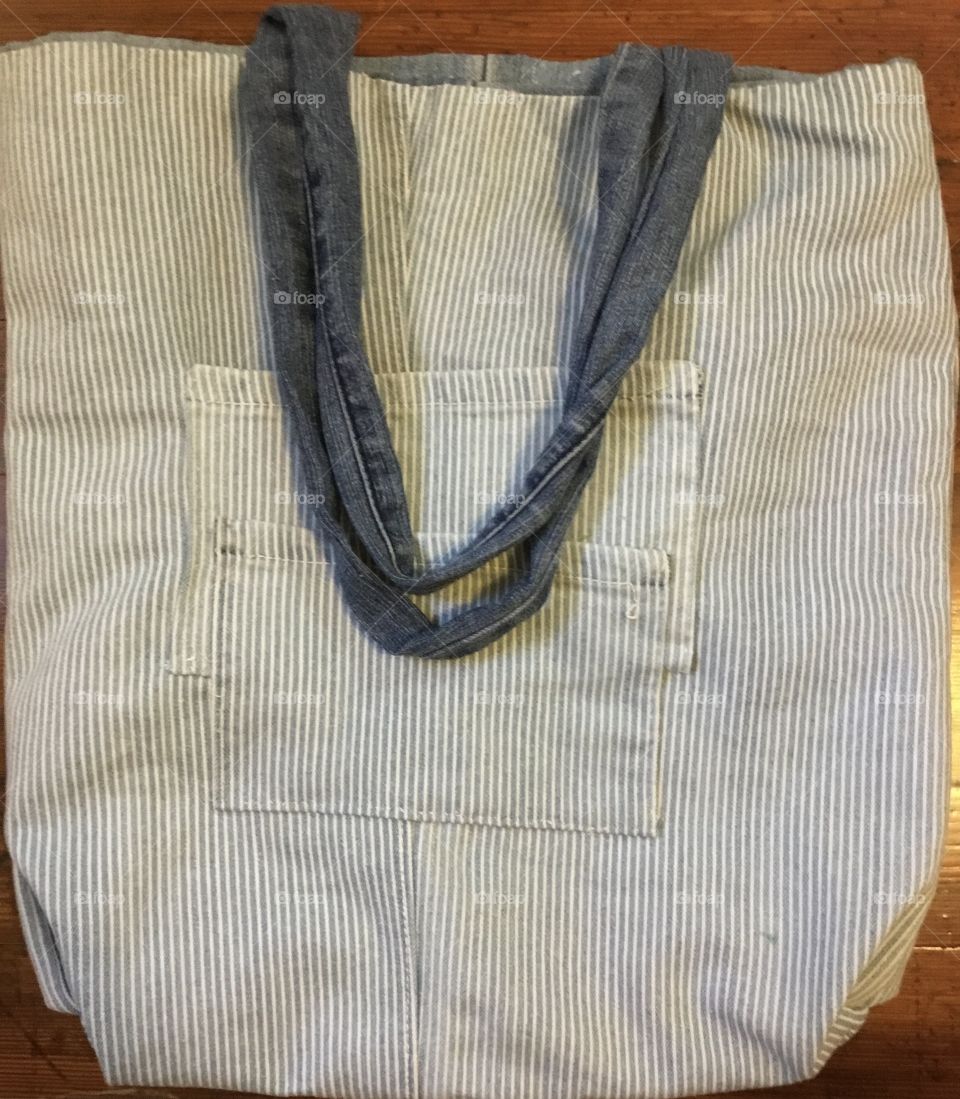 Reversible beach tote