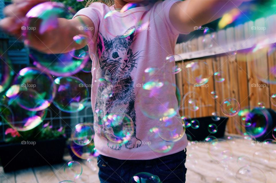 Kitty + Bubbles
