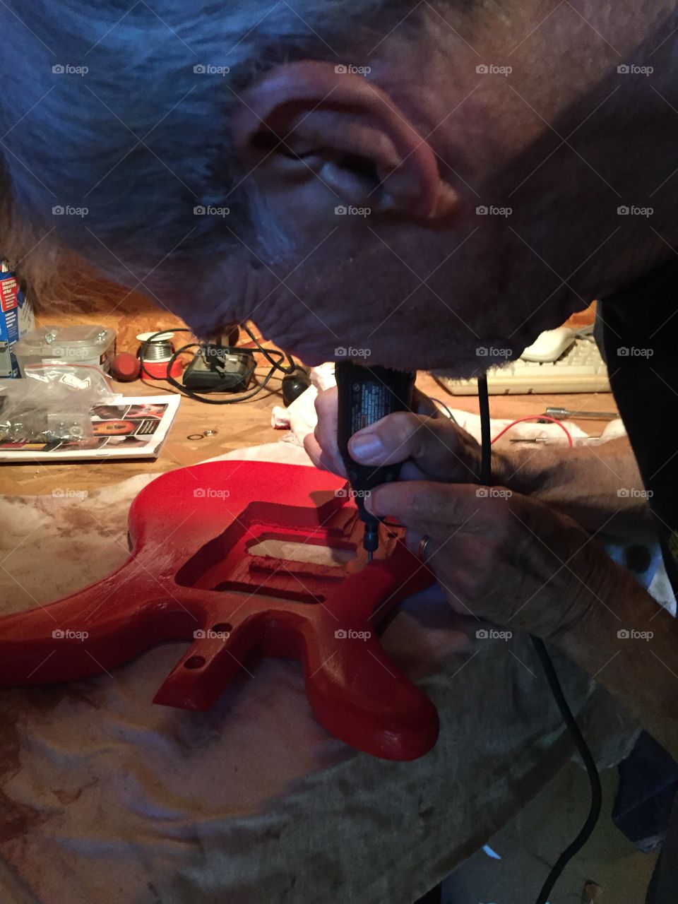 The making of a red guitar