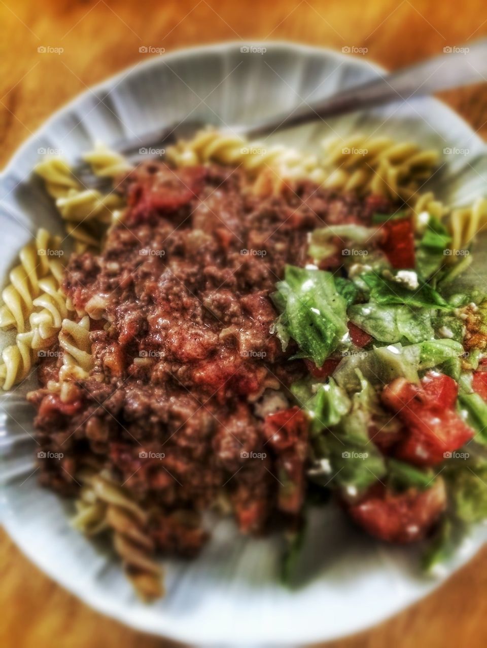 Macaroni and meat sauce