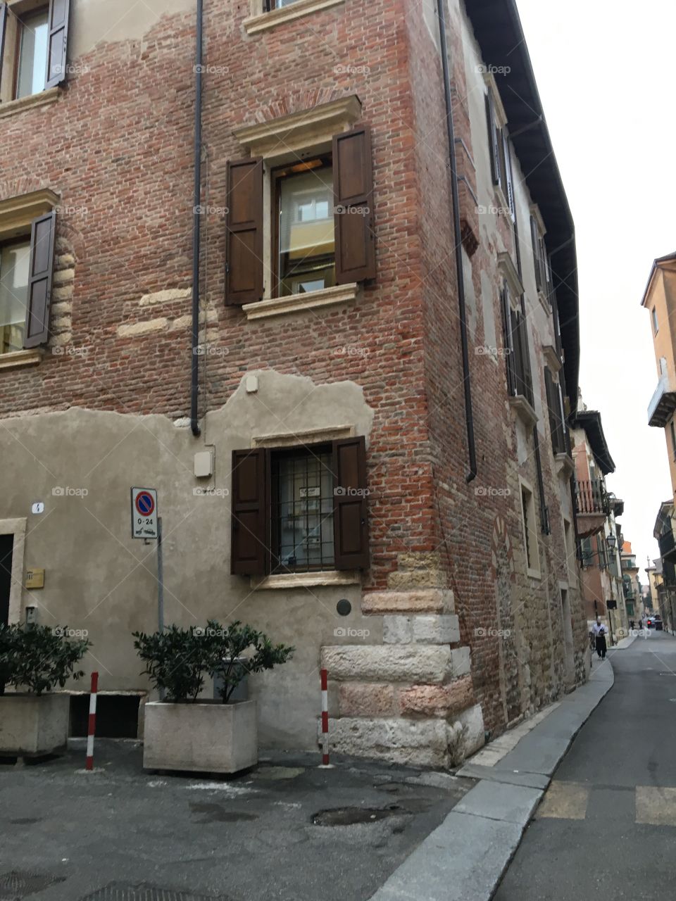 Verona building