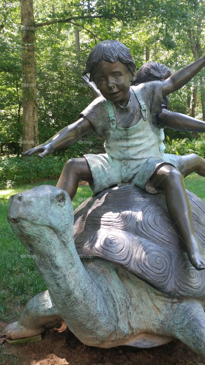 children' s statue