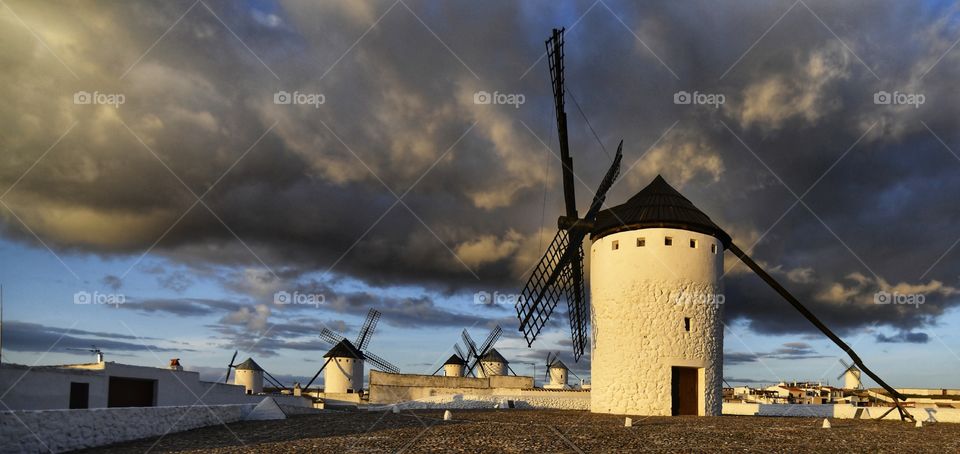 Campos de Criptana 
molinos de viento
 Criptana Fields
 windmills