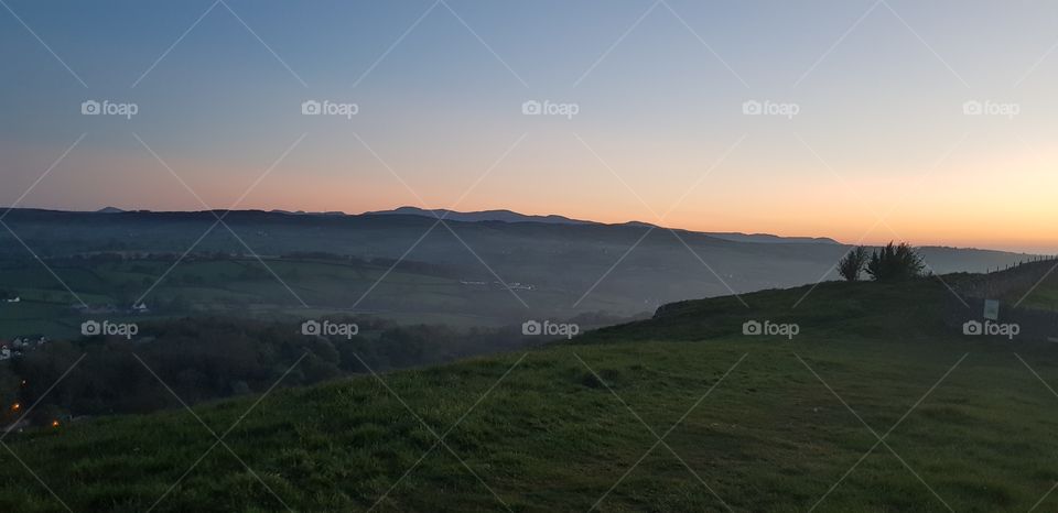 The distinctive landscape of Snowdonia at dawn.