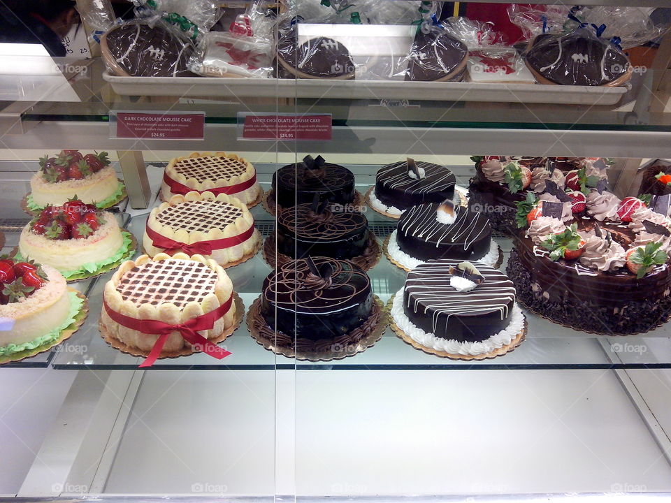 cakes. cakes from Carlos Bakery, Hoboken, New Jersey. cake boss