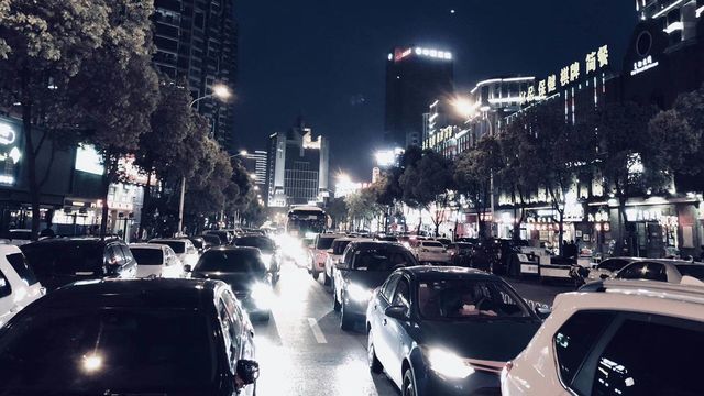 Busy Night City