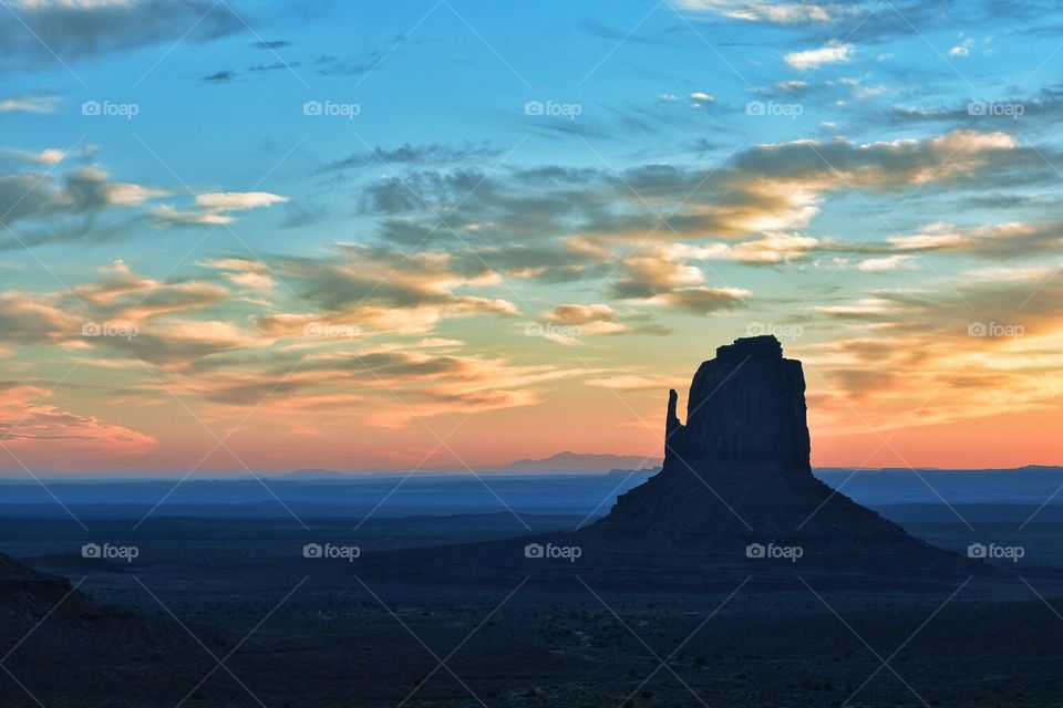 Sunrise, Right Mitten, Monument Valley, Utah