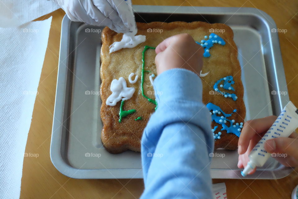 Kids in kitchen