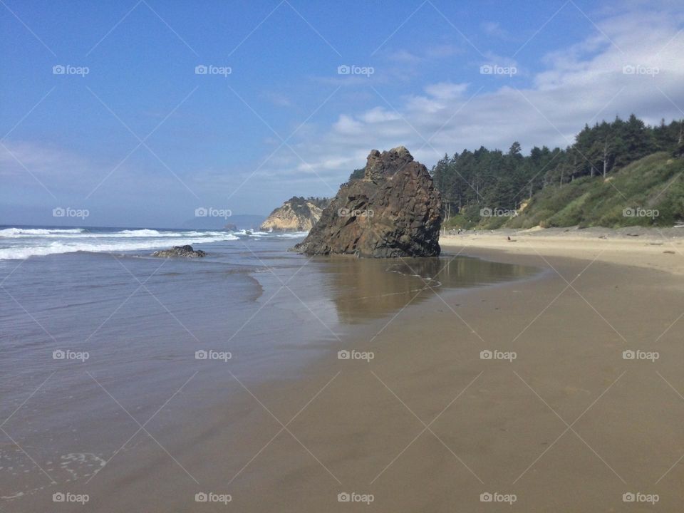 A rock formation along the beach at Hug Point in Oregon 