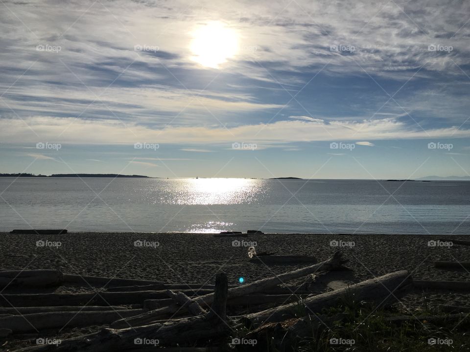 Reflection of sun at willows beach