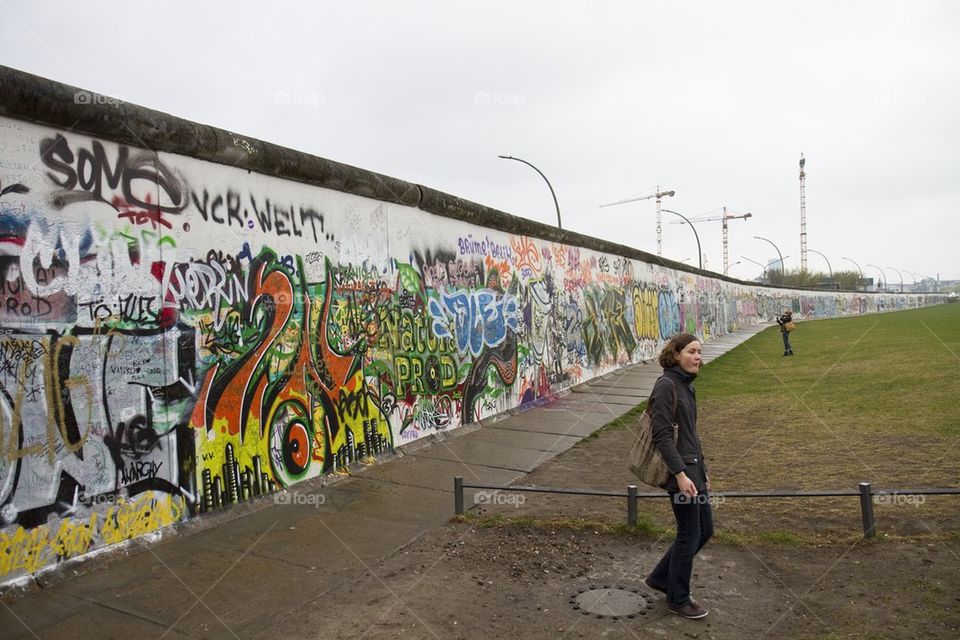 street wall grafitti art by plymen