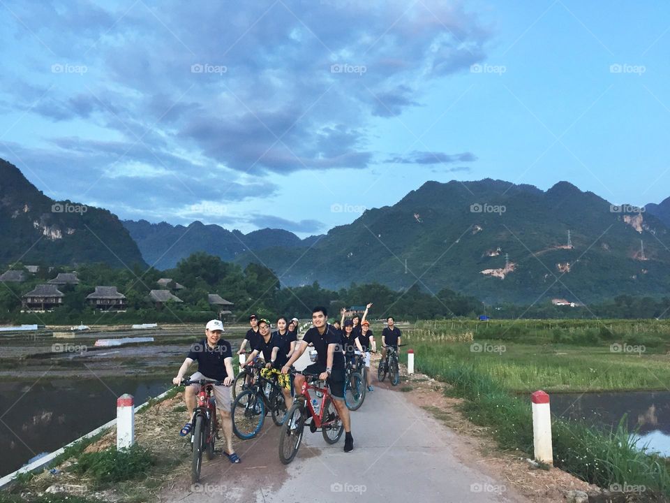 cycling together