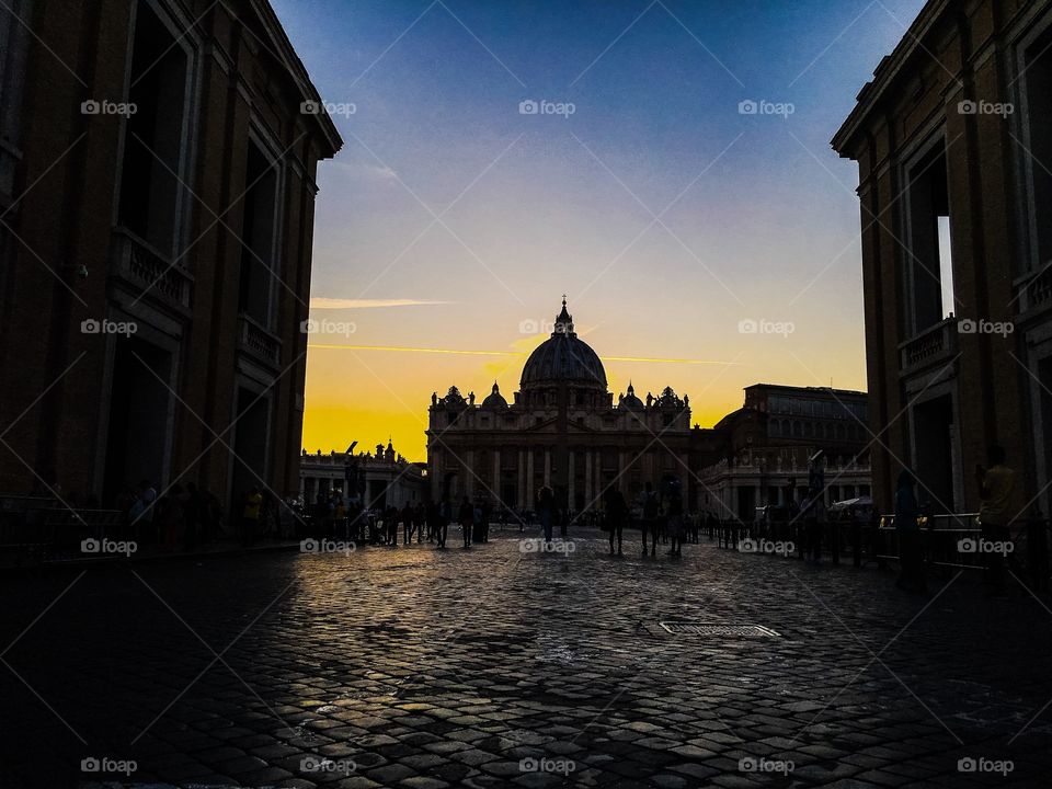 Evening at Piazza di San Pietro