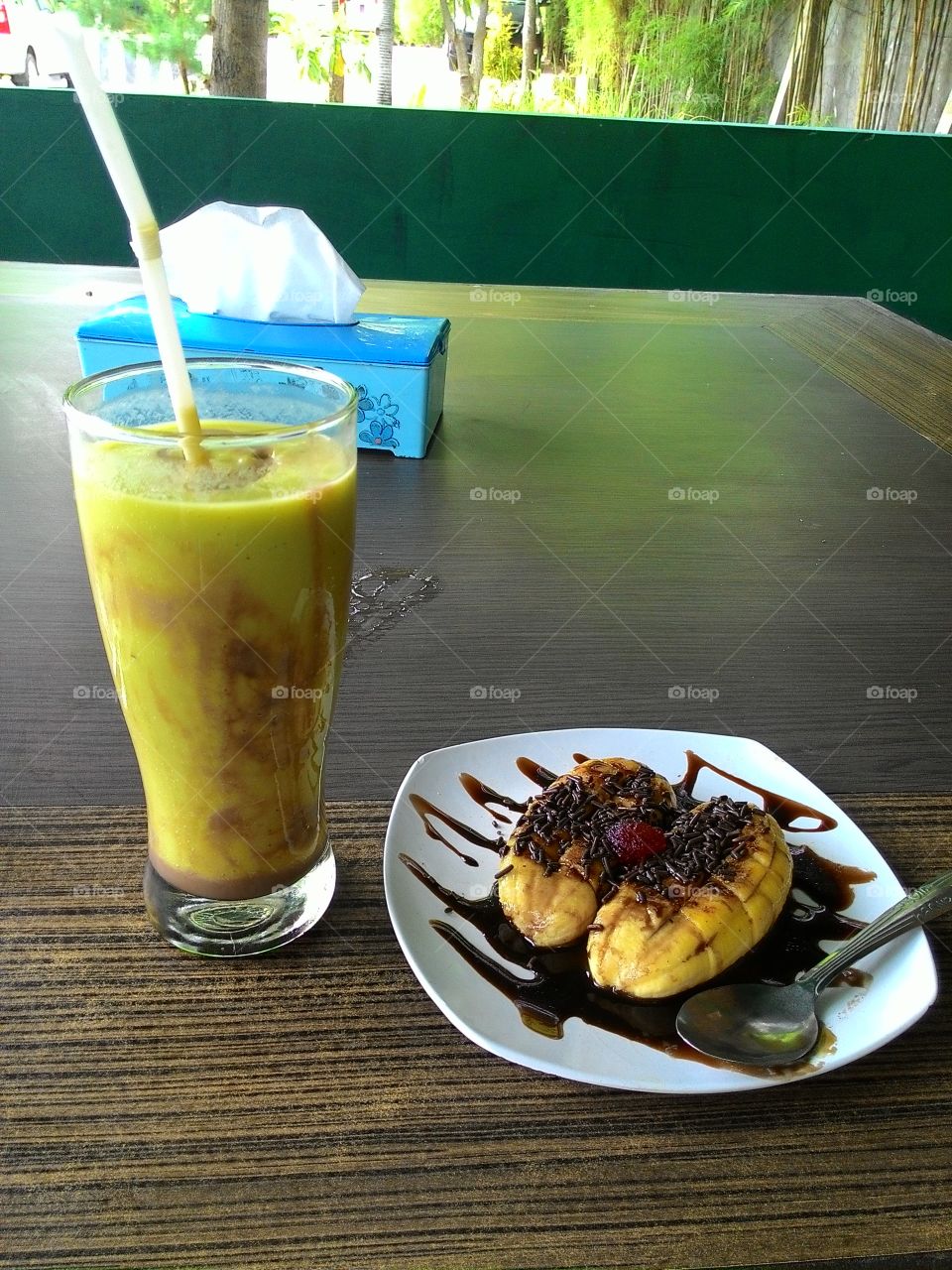 Avocado Juice with Chocobanana