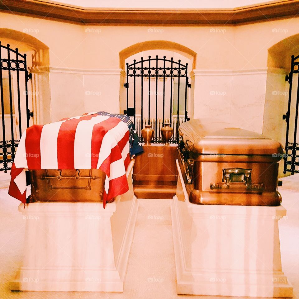 The casket of President Garfield and his wife Lucretia at their final resting place - President Garfield’s memorial at Lakeview Cemetery.