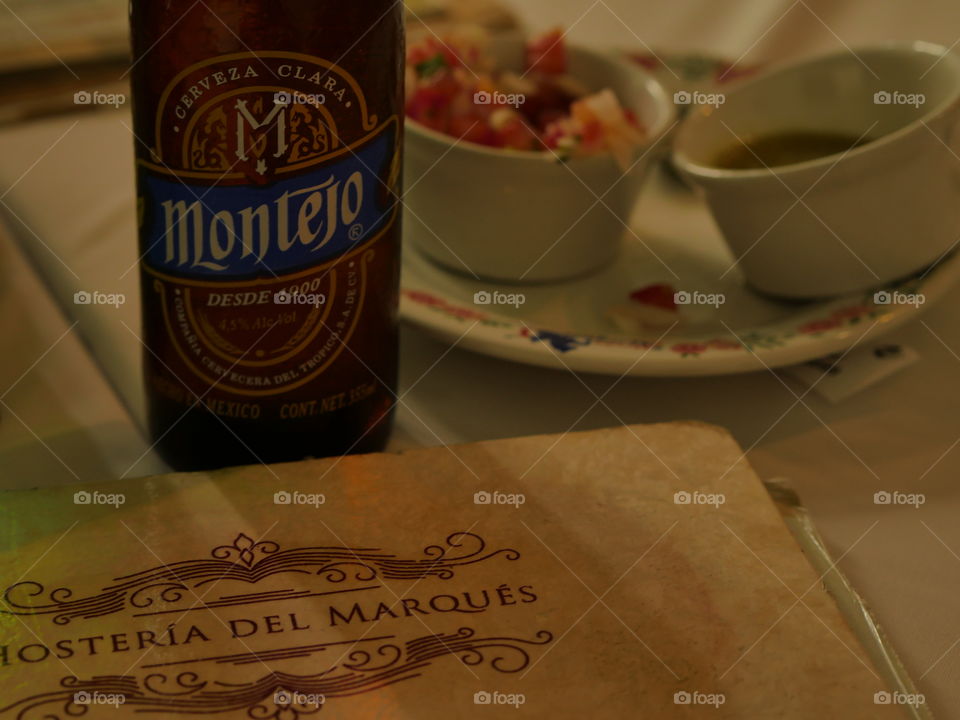 cerveza mexicana Montejo