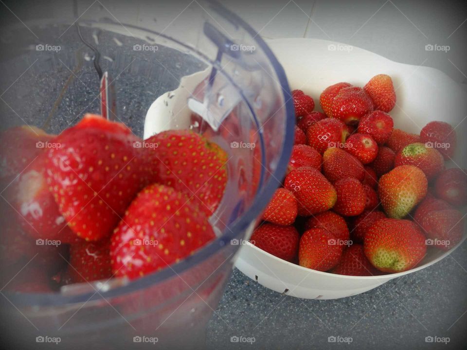 strawberry. Strawberry coctail preparation