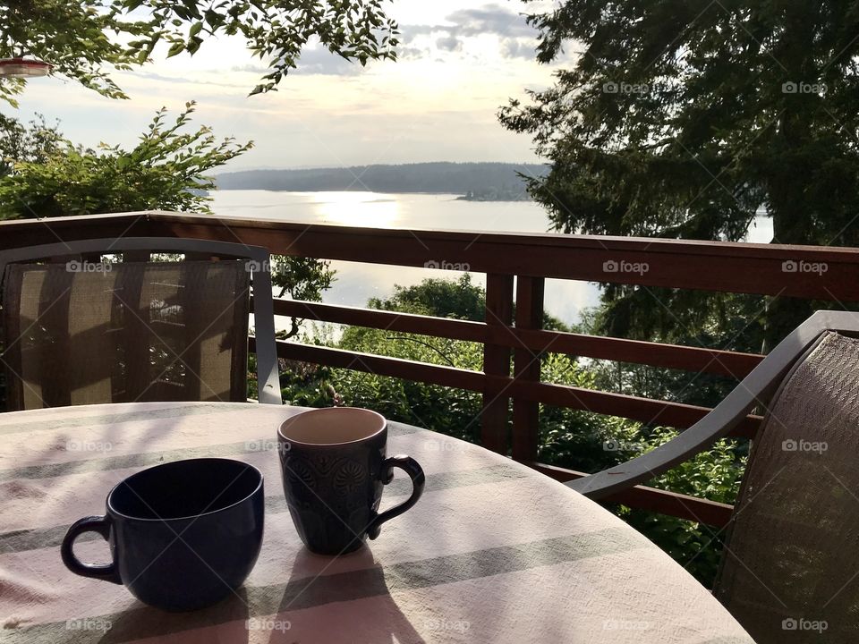 Coffee break on deck with view of ocean