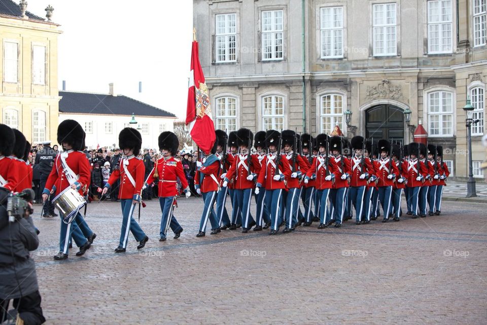 guards denmark amalienborg parade by gonzo