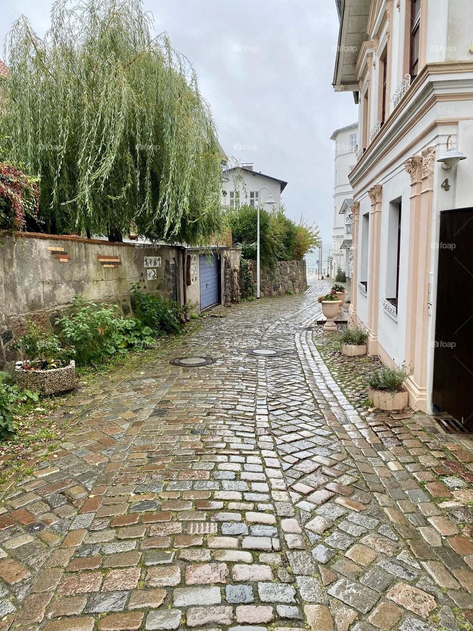 Weg zum Strand Sassnitz bei Regen 