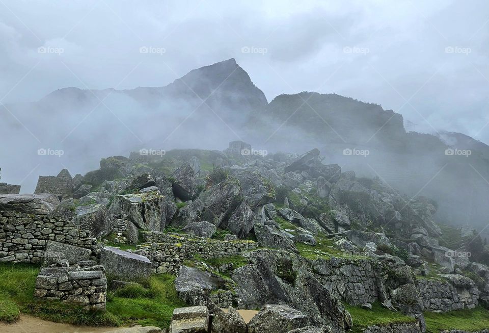 Montañas rocosas de Perú