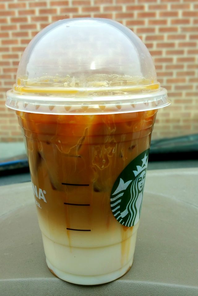 Iced Caramel Macchiato