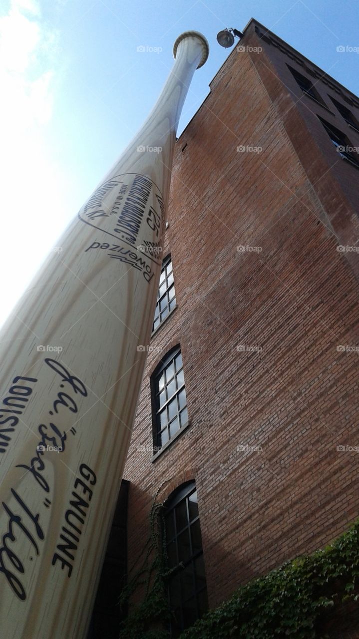 Giant bat. Outside the Louisville Slugger Factory & Museum