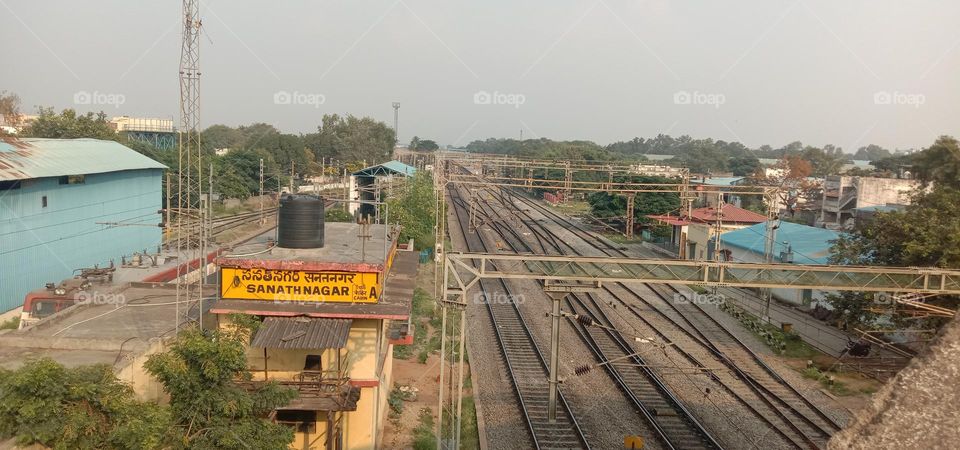 railway track 🛤️